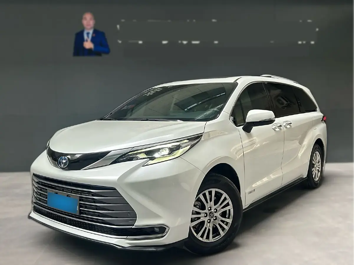 2021 Toyota Sienna 2.5L 192HP L4 E-CVT Hybrid