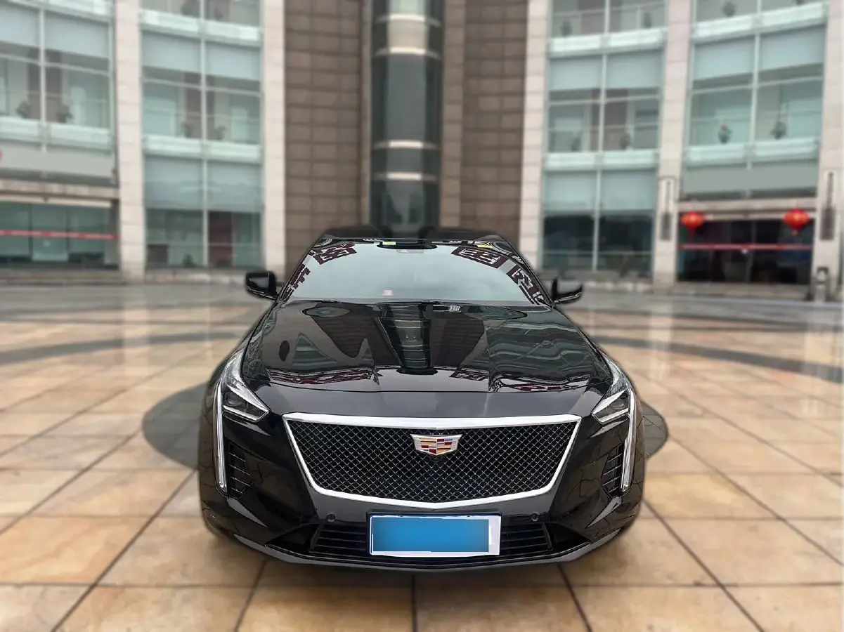 2019 Cadillac CT6 2.0T 241HP L4 10AT