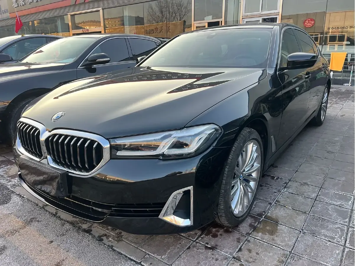 2021 BMW 5 Series 2.0T 252HP L4 8AT