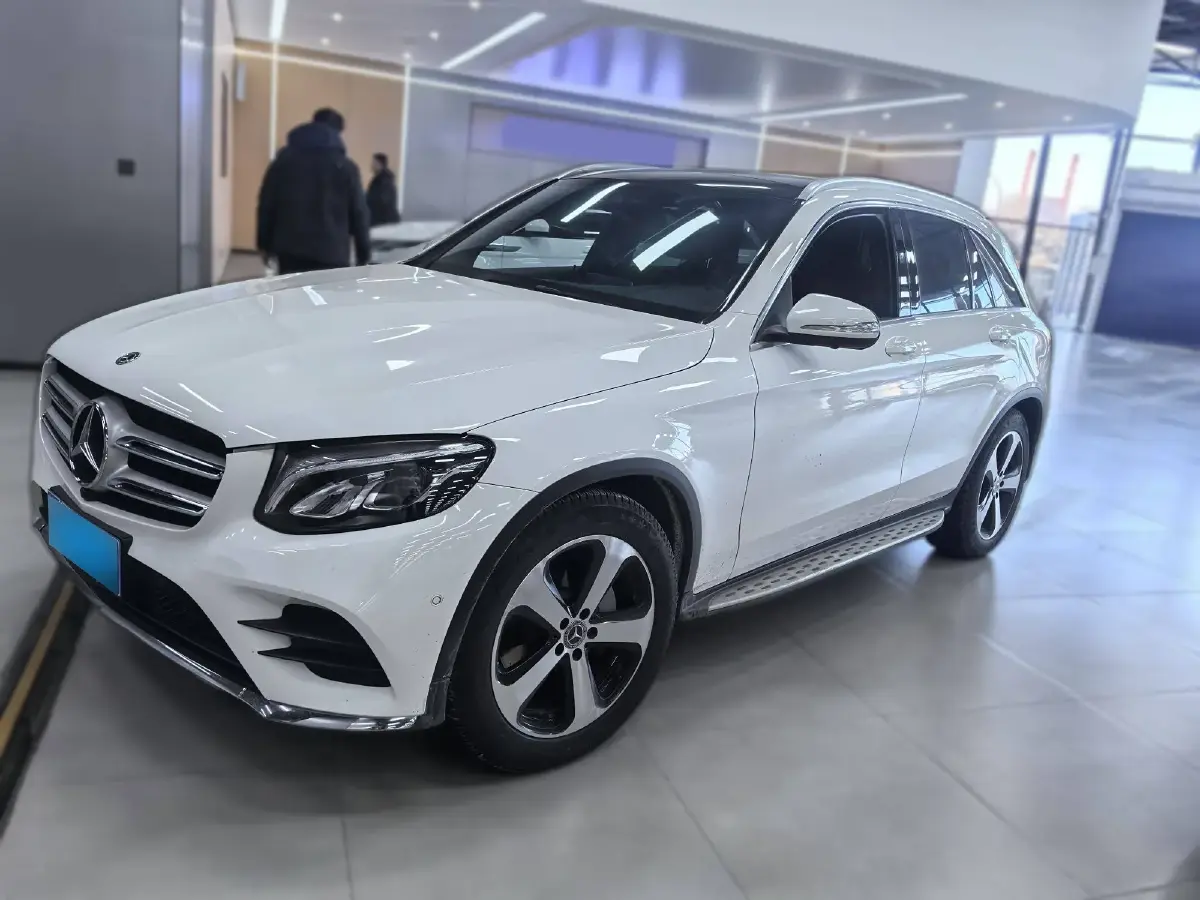 2018 Mercedes-Benz GLC Class 2.0T 211HP L4 9AT