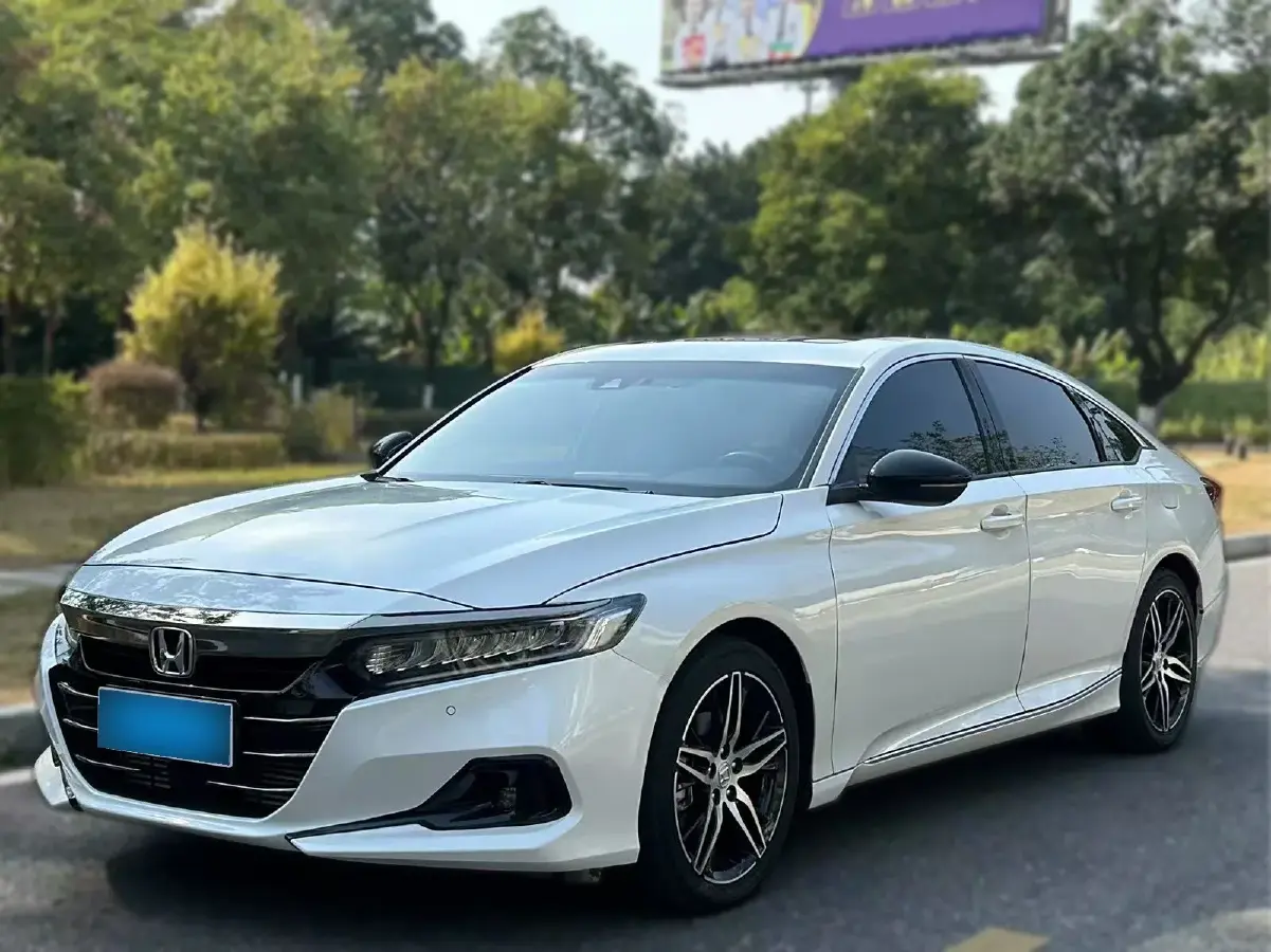 2022 Honda Accord 1.5T 194HP L4 CVT