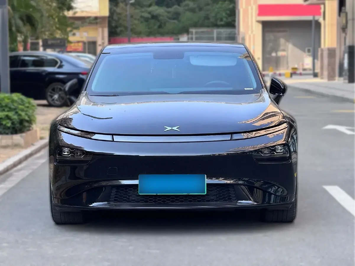 2022 Xpeng P7 BEV 70.8KWH
