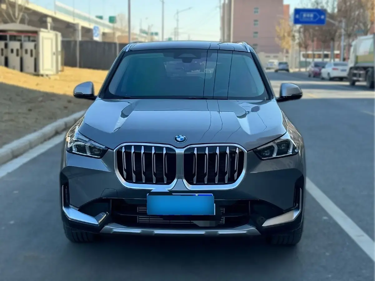 2023 BMW X1 2.0T 204HP L4 7DCT