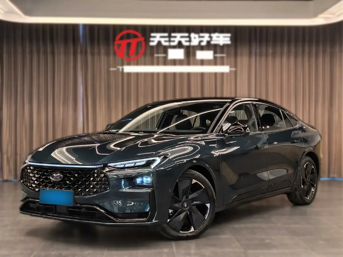 2023 Ford Mondeo 1.5T 190HP L4 E-CVT Hybrid