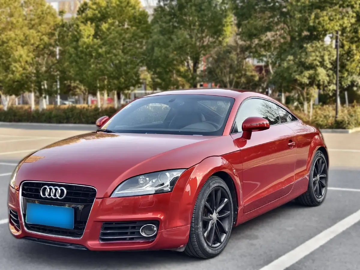 2011 Audi TT 2.0T 211HP L4 6DCT
