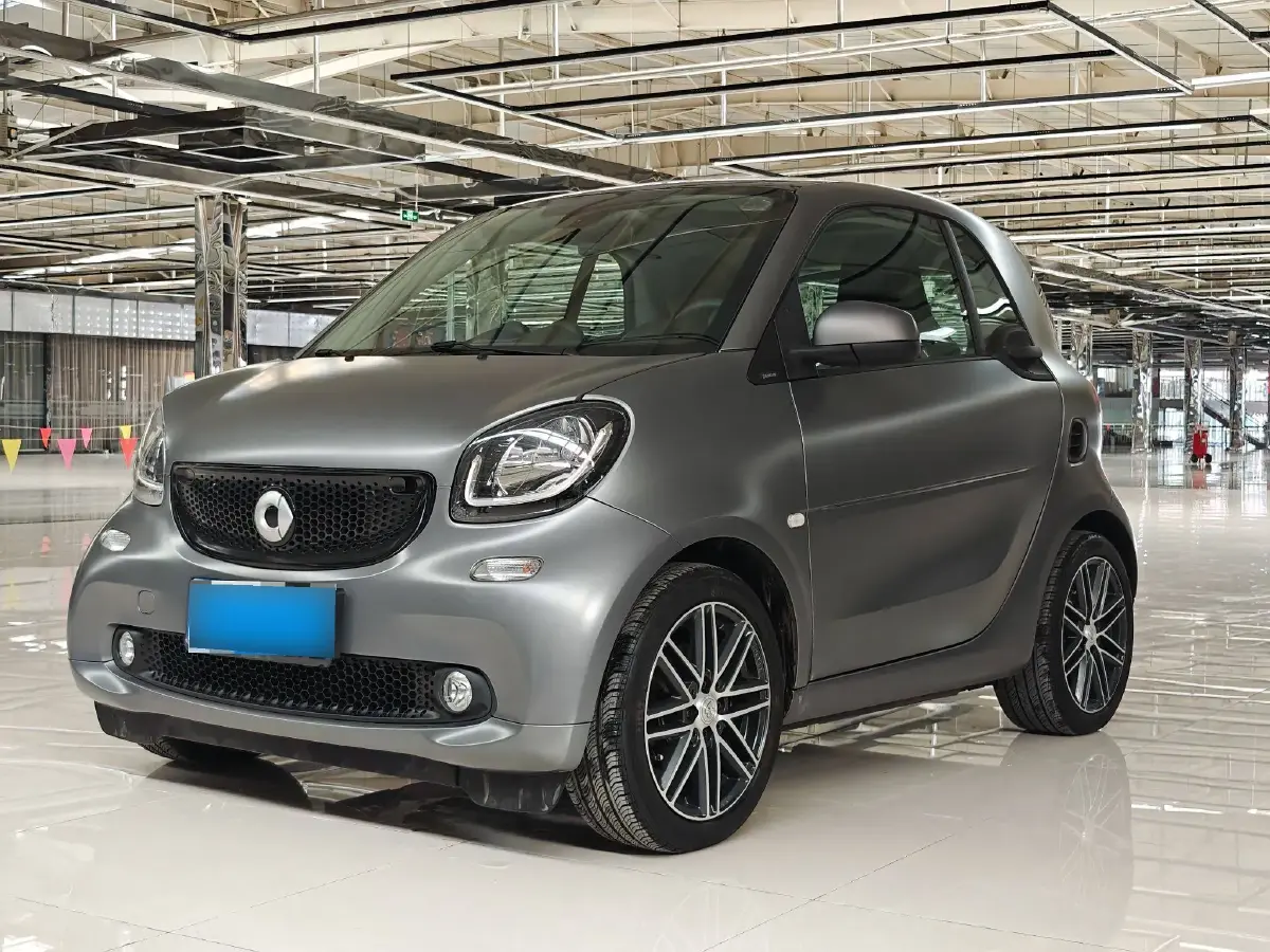 2017 Smart smart fortwo 0.9T 90HP L3 6DCT