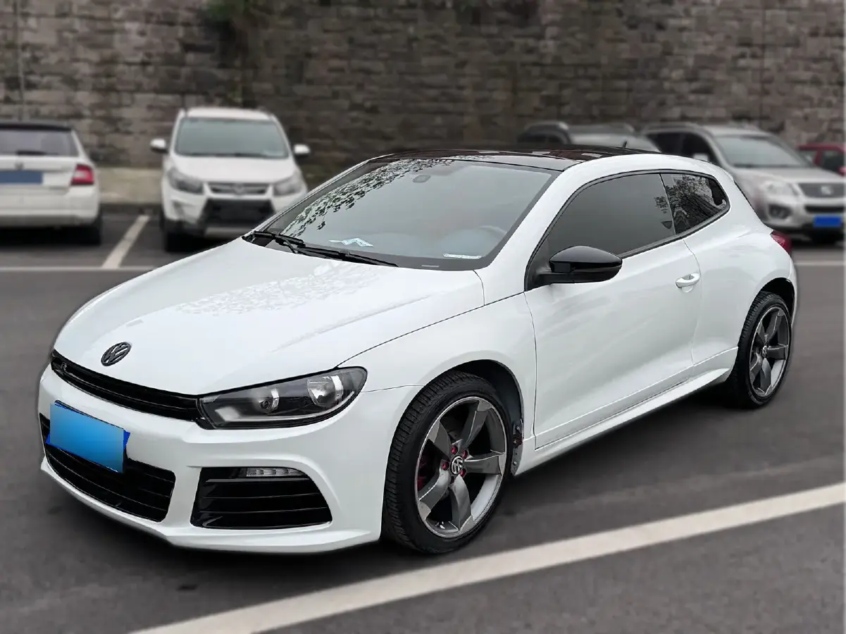 2009 Volkswagen Scirocco 1.4T 160HP L4 7DCT
