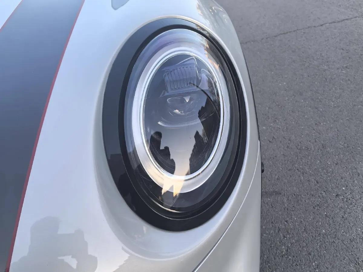 2022 MINI JCW 2.0T 231HP L4 8AT,autocango,china used car exporter,china ev exporter,chinese used car exporter,chinese used ev exporter