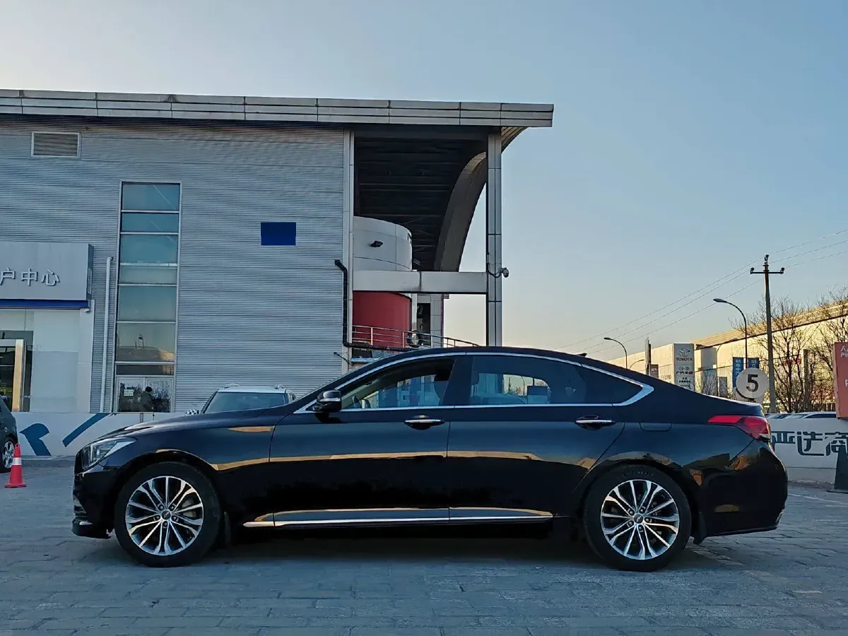 2015 Hyundai Cenesis 3.3L 282HP V6 8AT,autocango,china used car exporter,china ev exporter,chinese used car exporter,chinese used ev exporter