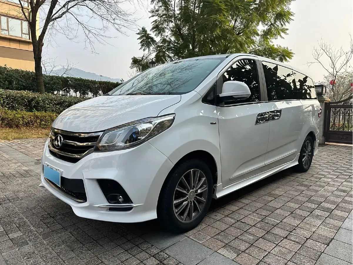 2018 MAXUS G10 2.0T 224HP L4 6AT