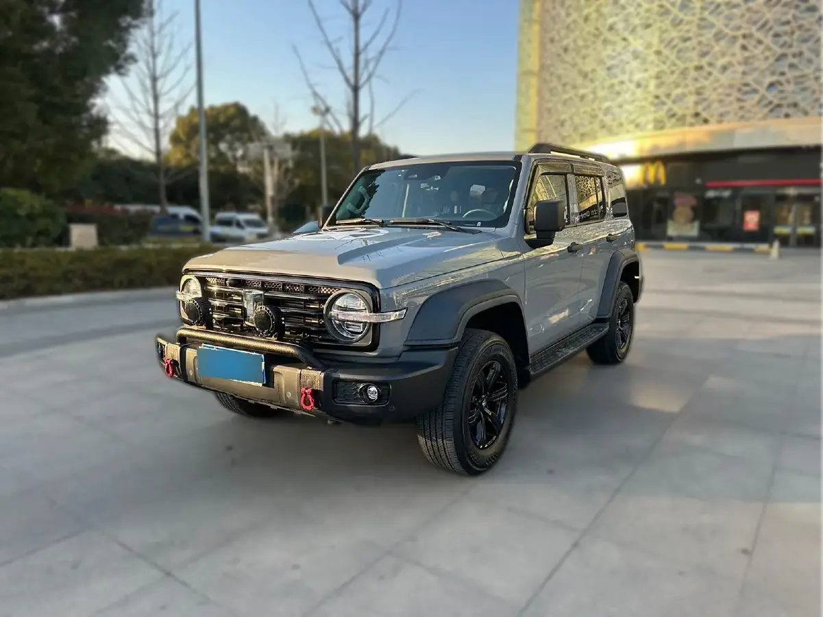 2021 Tank 300 2.0T 227HP L4 8AT