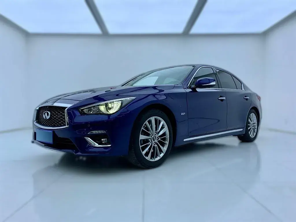 2021 Infiniti Q50L 2.0T 211HP L4 7AT