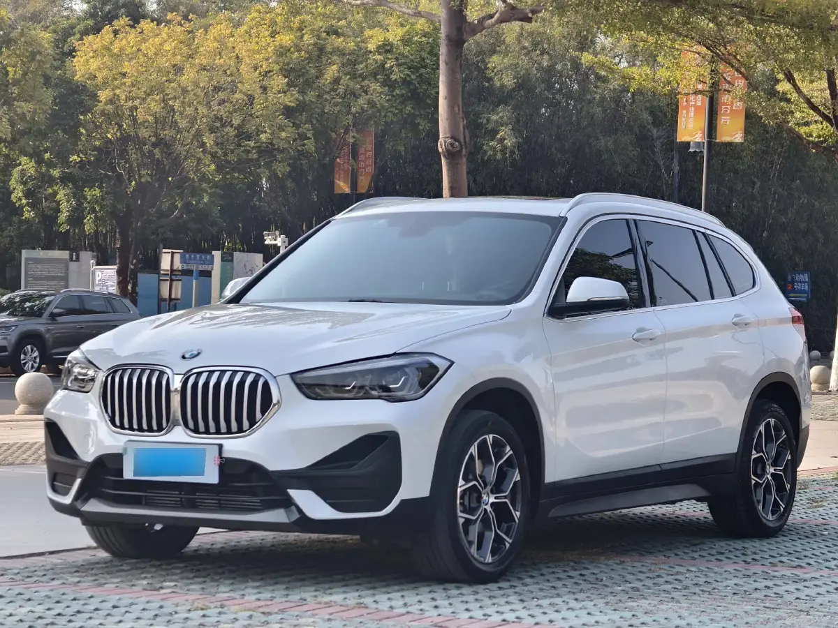 2021 BMW X1 2.0T 192HP L4 7DCT