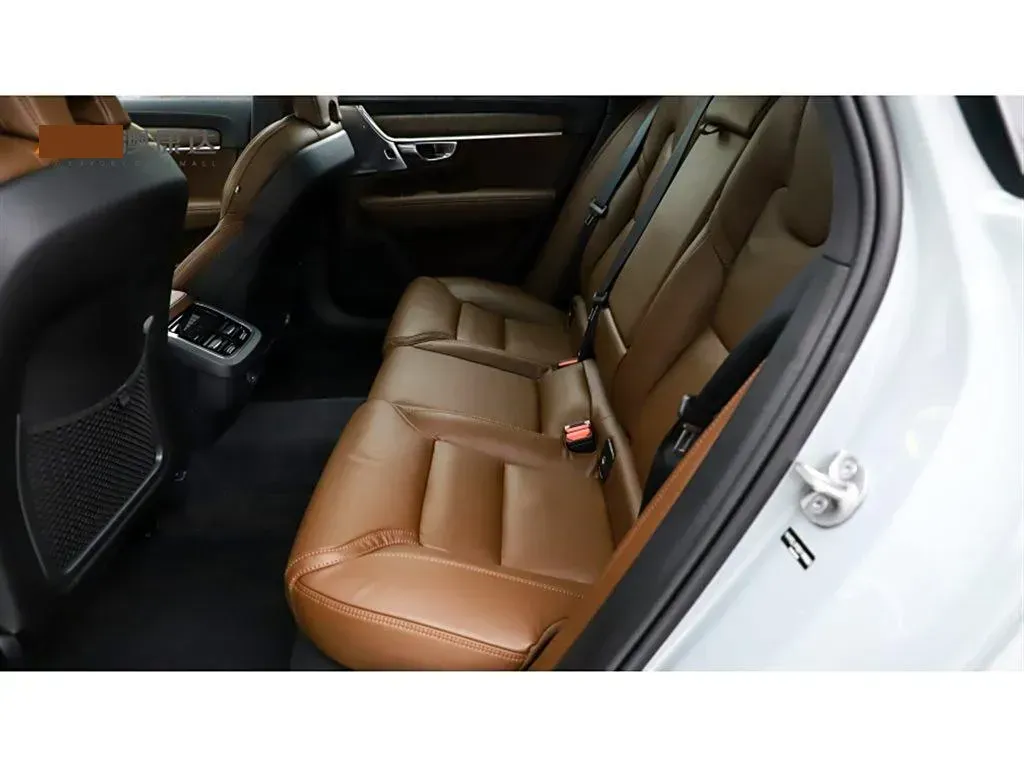 2024 Volvo V90 2.0T 250HP L4 8AT,autocango,china used car exporter,china ev exporter,chinese used car exporter,chinese used ev exporter