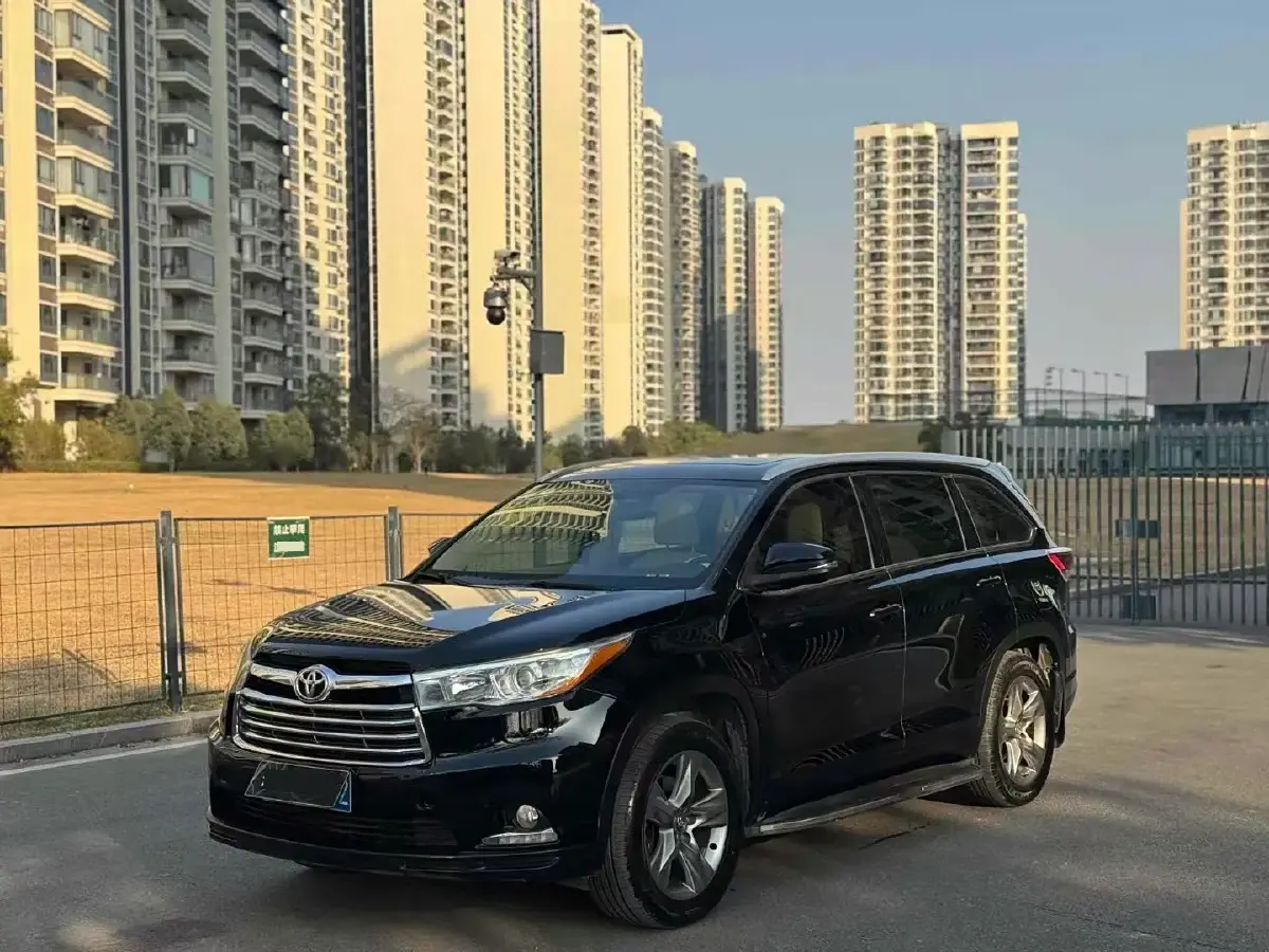 2015 Toyota Highlander 2.0T 220HP L4 6AT
