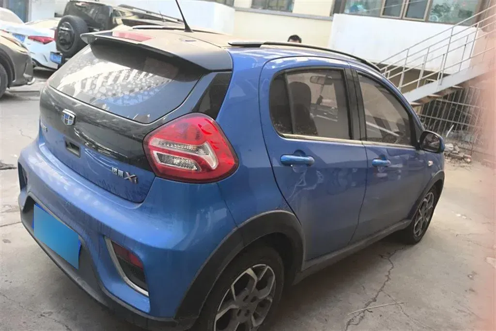 2017 Geely Vision X1 1.3L 88HP L4 4AT,autocango,china used car exporter,china ev exporter,chinese used car exporter,chinese used ev exporter