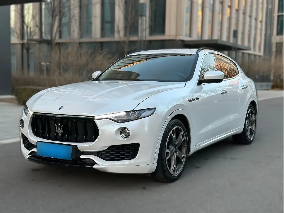 2016 Maserati Levante 3.0T 350HP V6 8AT