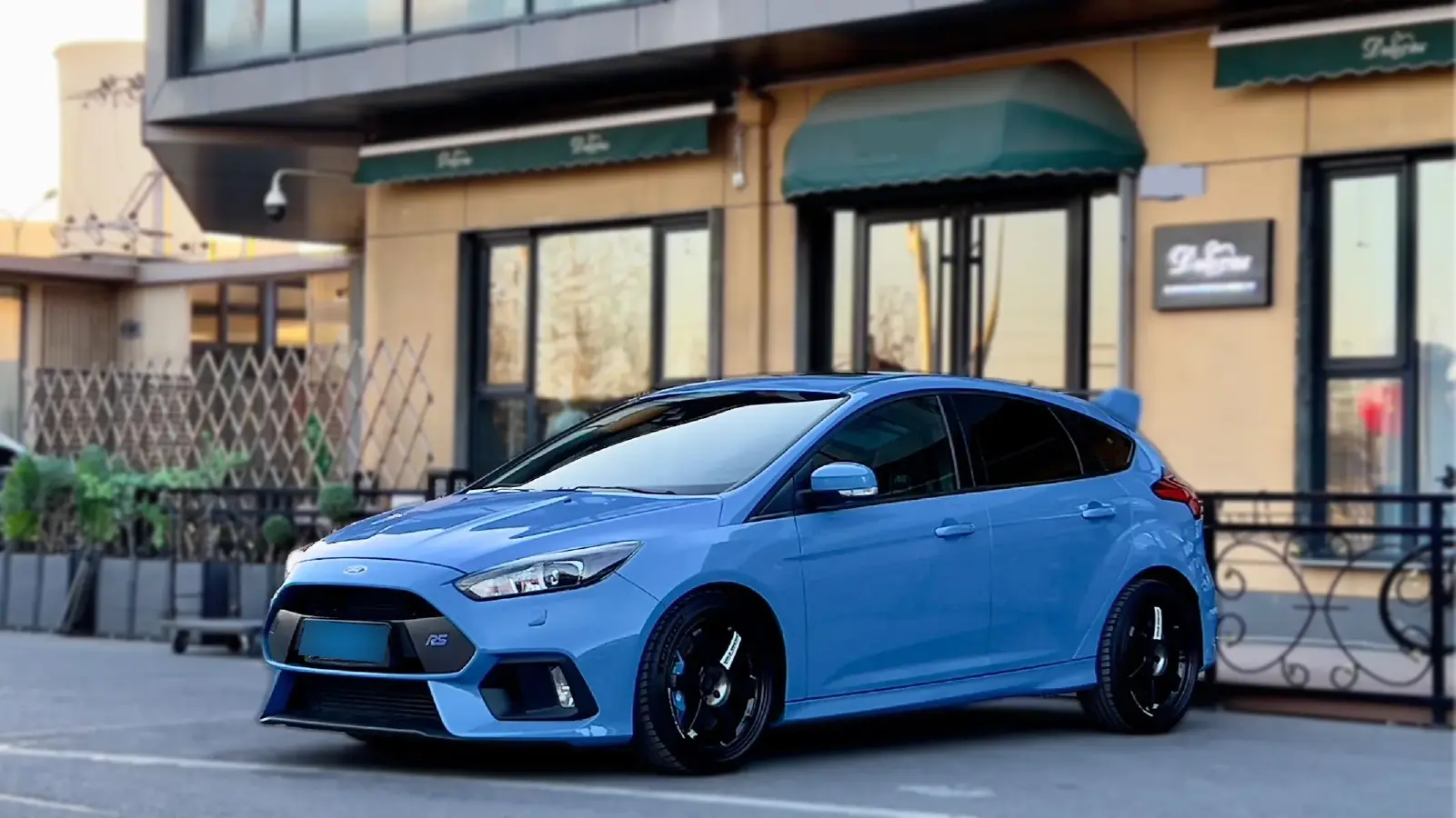 2016 Ford Focus 2.3T 350HP L4 6MT