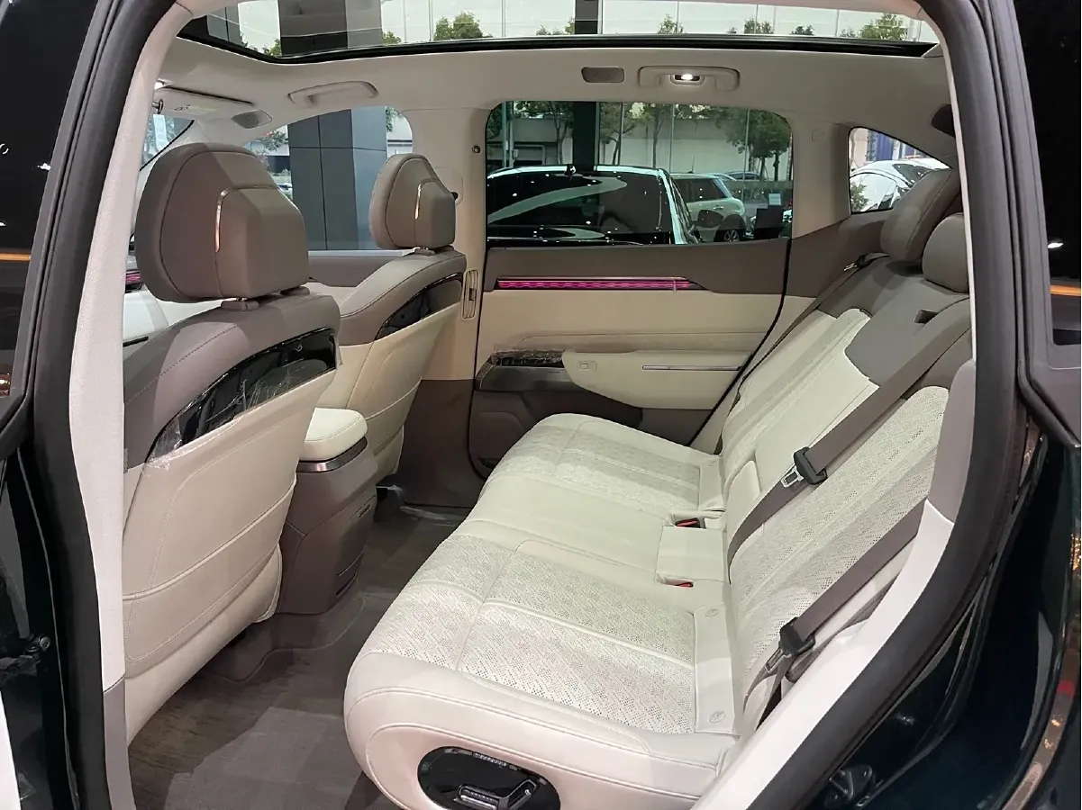 2025 Zeekr 7X BEV 100KWH,autocango,china used car exporter,china ev exporter,chinese used car exporter,chinese used ev exporter