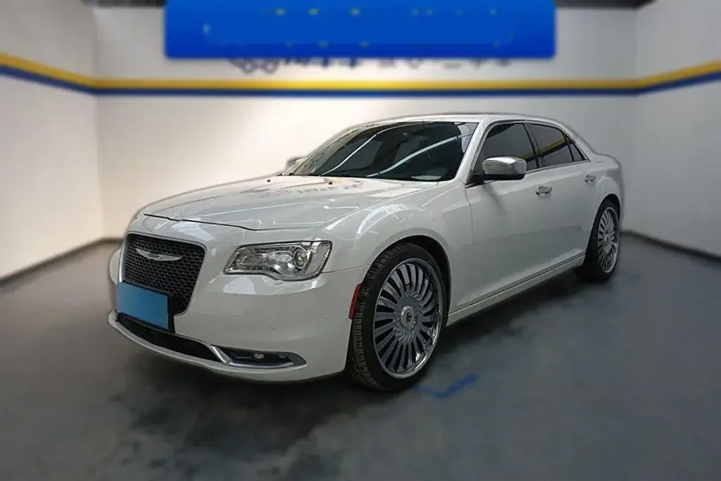2016 Chrysler 300C 3.0L 234HP V6 8AT