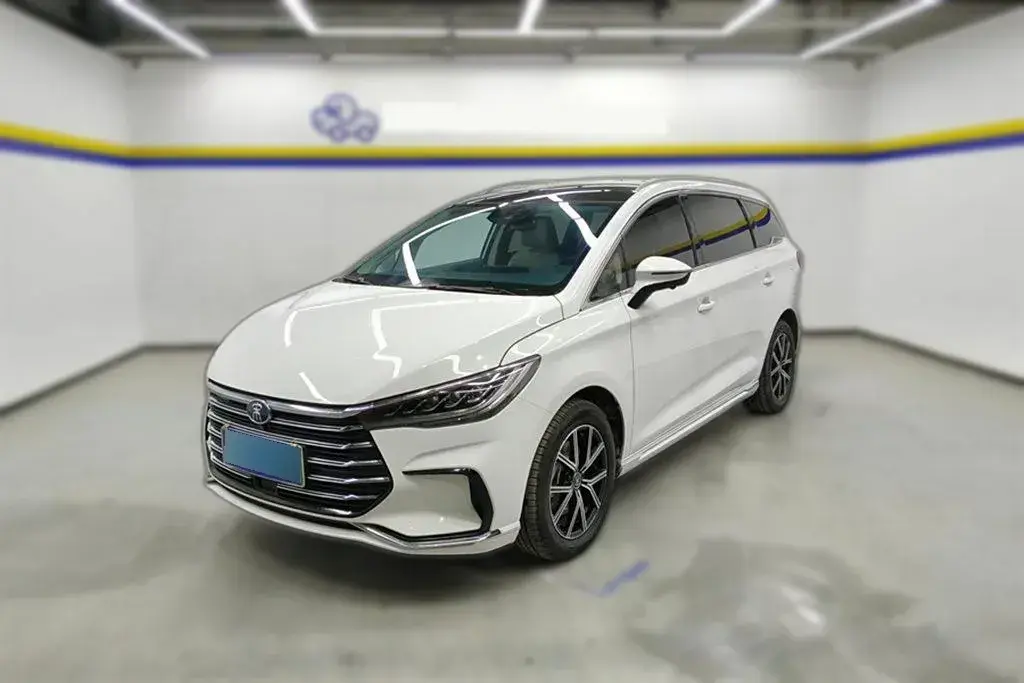 2022 BYD Song MAX 1.5L 110HP L4 E-CVT PHEV 18.3KWH