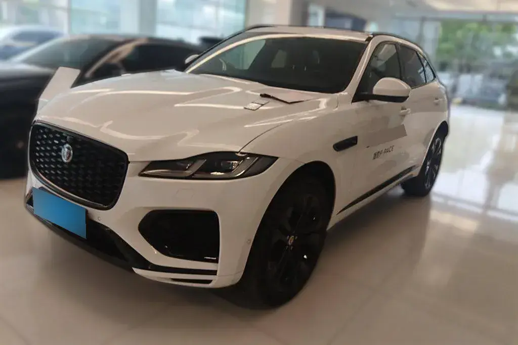 2023 Jaguar F-PACE 3.0T 400HP L6 8AT