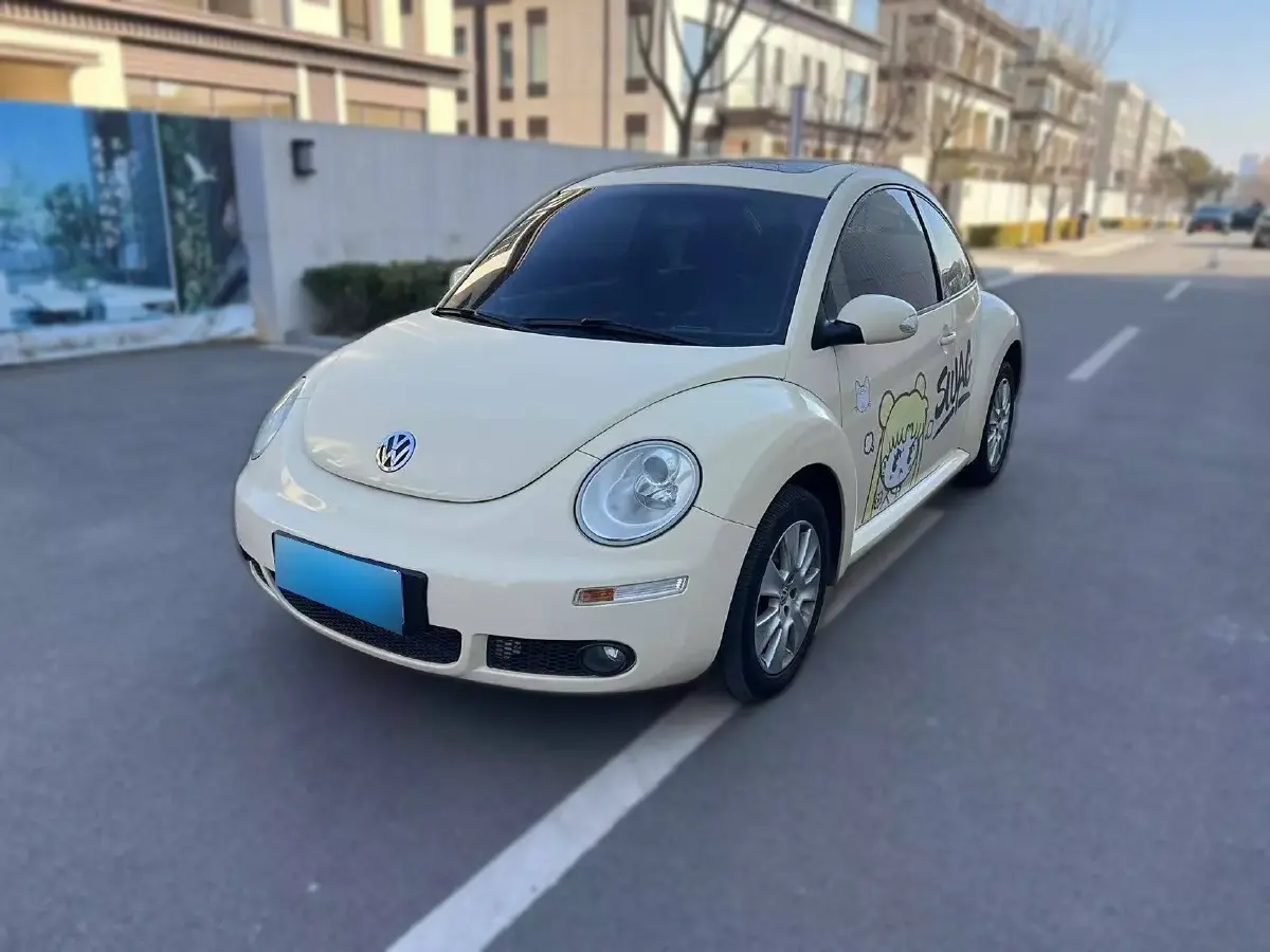 2010 Volkswagen Beetle 2.0L 115HP L4 6AT