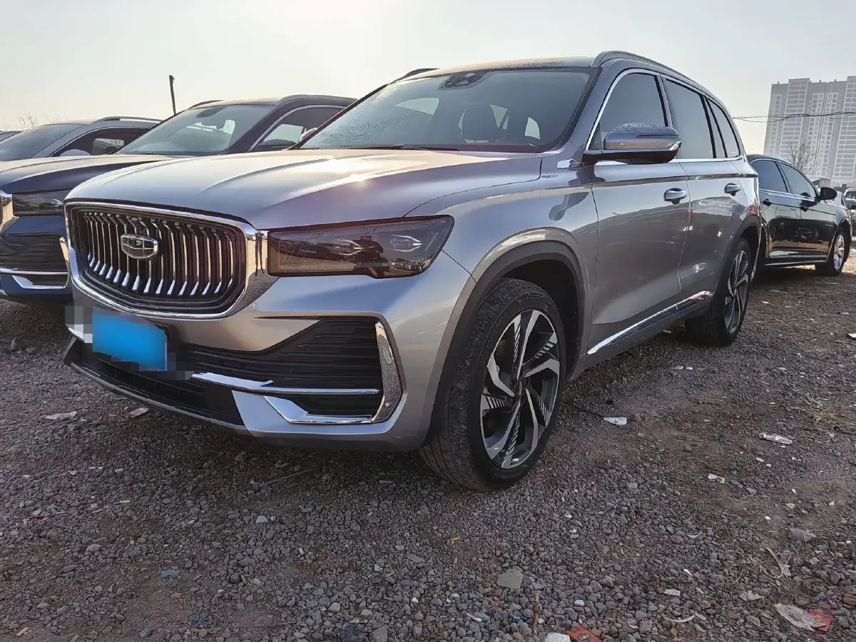 2023 Geely Monjaro 2.0T 238HP L4 8AT