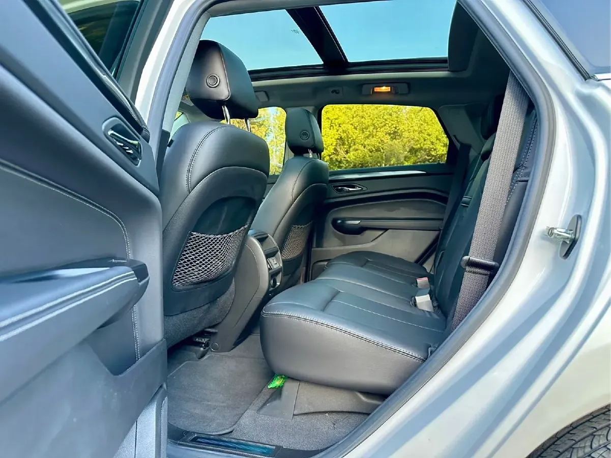 2015 Cadillac SRX 3.0L 271HP V6 6AT,autocango,china used car exporter,china ev exporter,chinese used car exporter,chinese used ev exporter