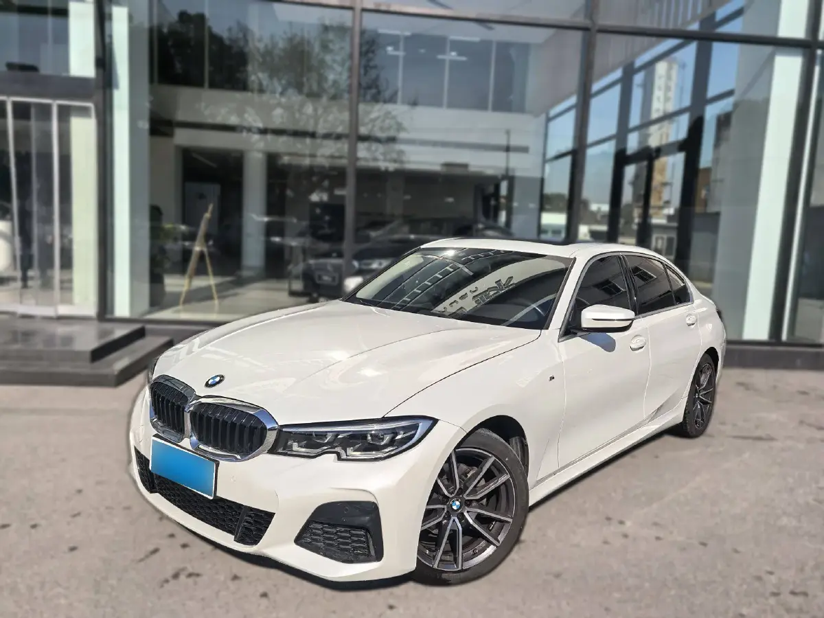 2021 BMW 3 Series 2.0T 156HP L4 8AT