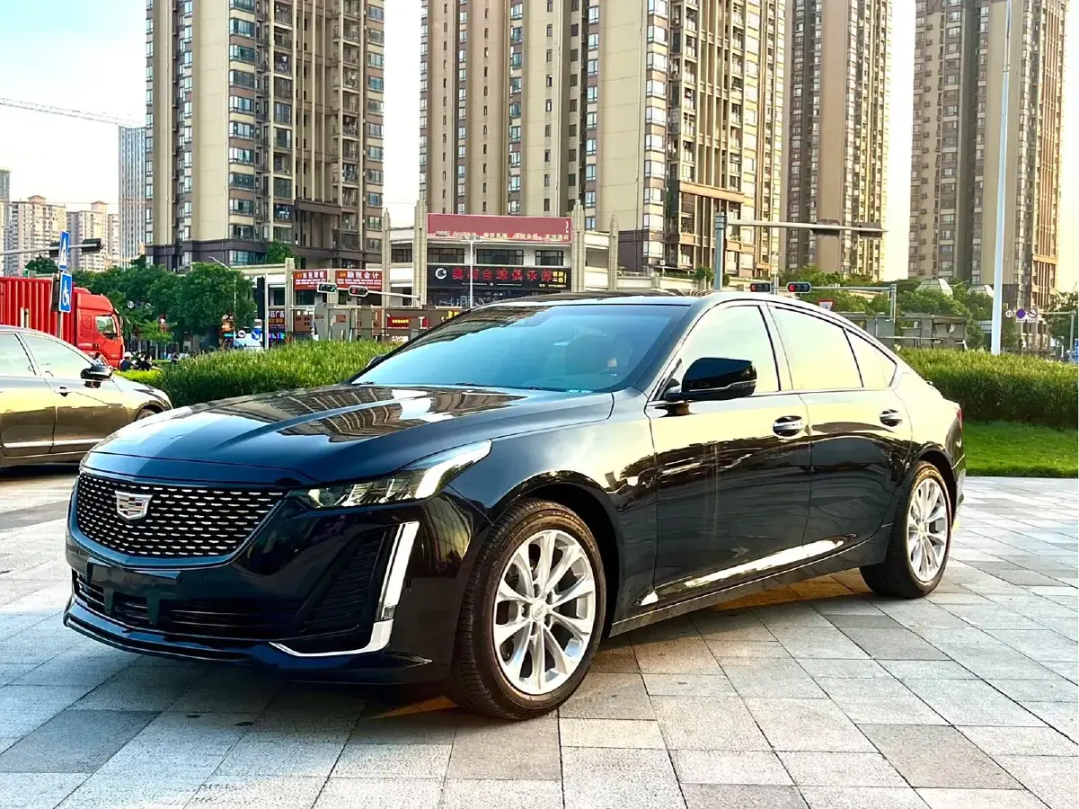 2021 Cadillac CT5 2.0T 237HP L4 10AT