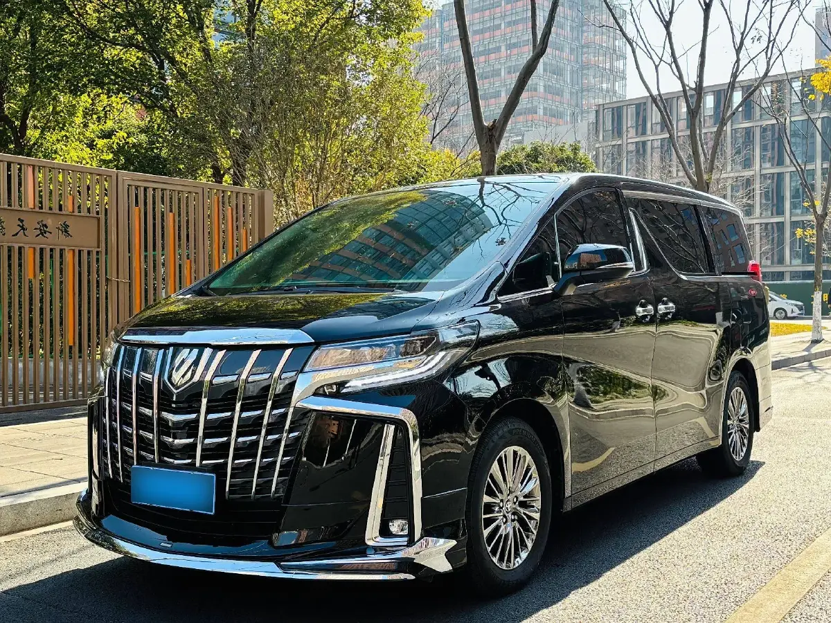 2020 Toyota Vellfire 2.5L 117HP L4 E-CVT Hybrid