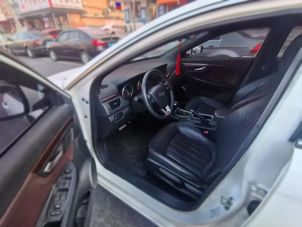 2018 Bestune B50 1.4T 136HP L4 6AT,autocango,china used car exporter,china ev exporter,chinese used car exporter,chinese used ev exporter