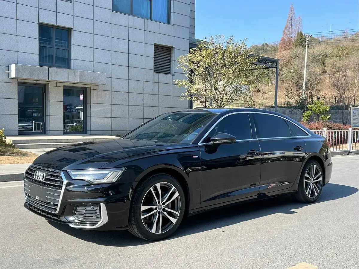 2019 Audi A6L 2.0T 190HP L4 7DCT