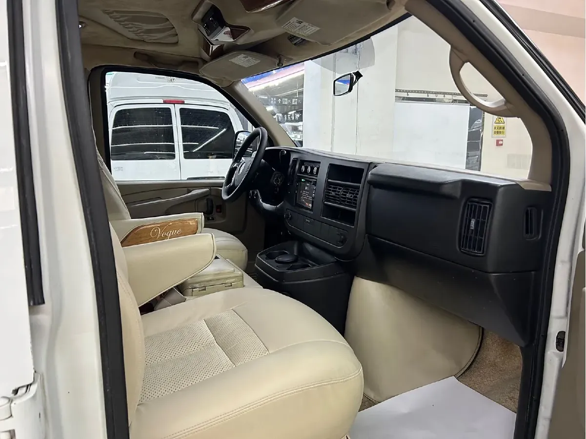 2011 GMC SAVANA 5.3L 310HP V8 4AT,autocango,china used car exporter,china ev exporter,chinese used car exporter,chinese used ev exporter