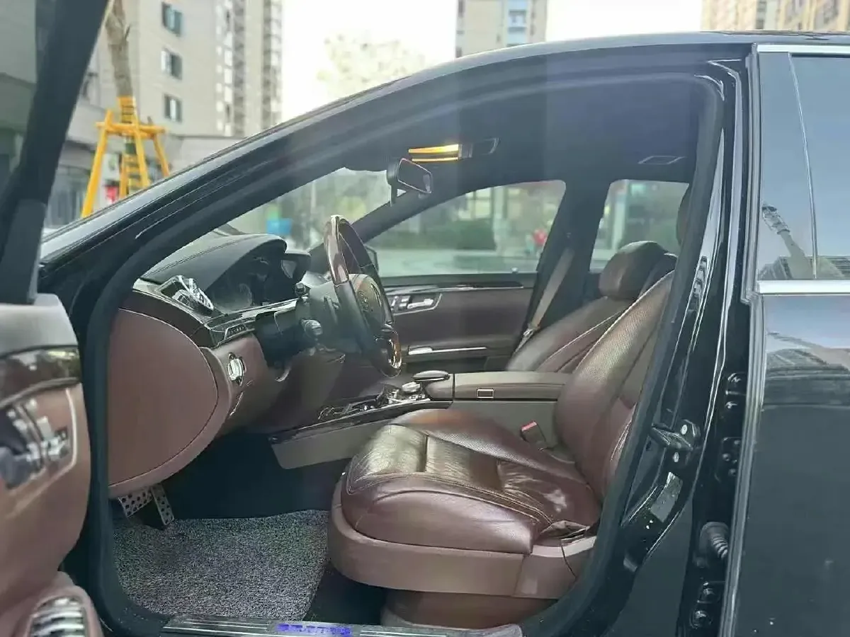 2011 Brabus S Class 3.5L 299HP V6 7AT Hybrid,autocango,china used car exporter,china ev exporter,chinese used car exporter,chinese used ev exporter