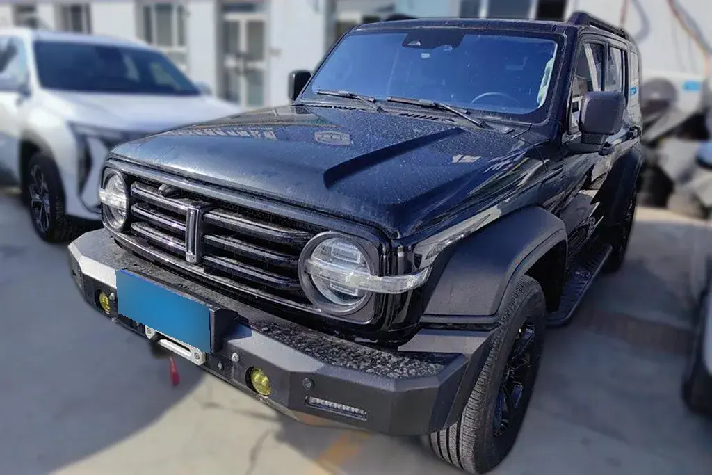 2021 Tank 300 2.0T 227HP L4 8AT