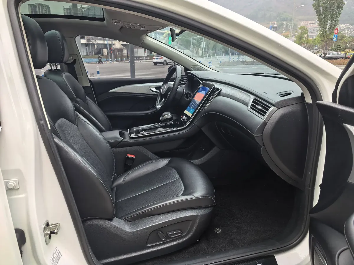 2021 Rising Auto ER6 BEV 69.9KWH,autocango,china used car exporter,china ev exporter,chinese used car exporter,chinese used ev exporter