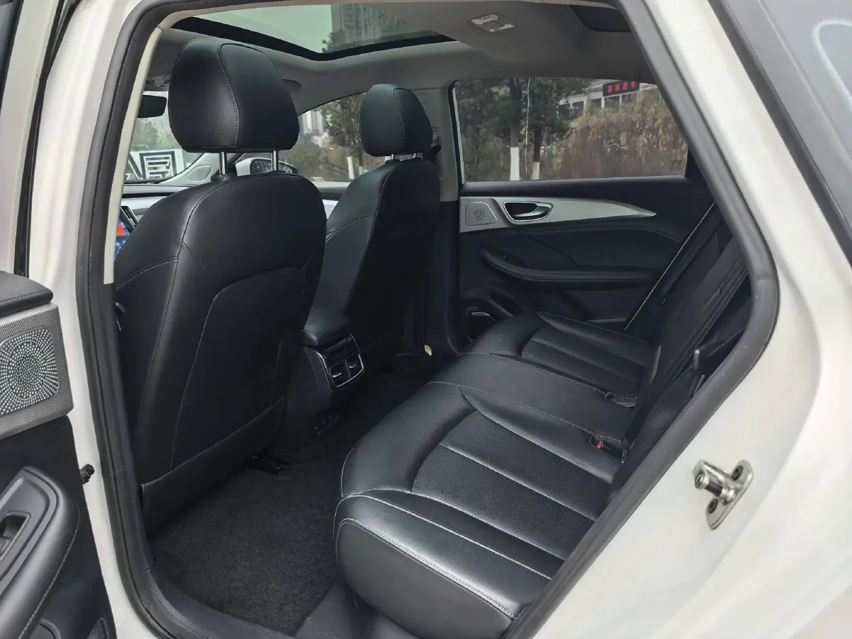 2021 Rising Auto ER6 BEV 69.9KWH,autocango,china used car exporter,china ev exporter,chinese used car exporter,chinese used ev exporter