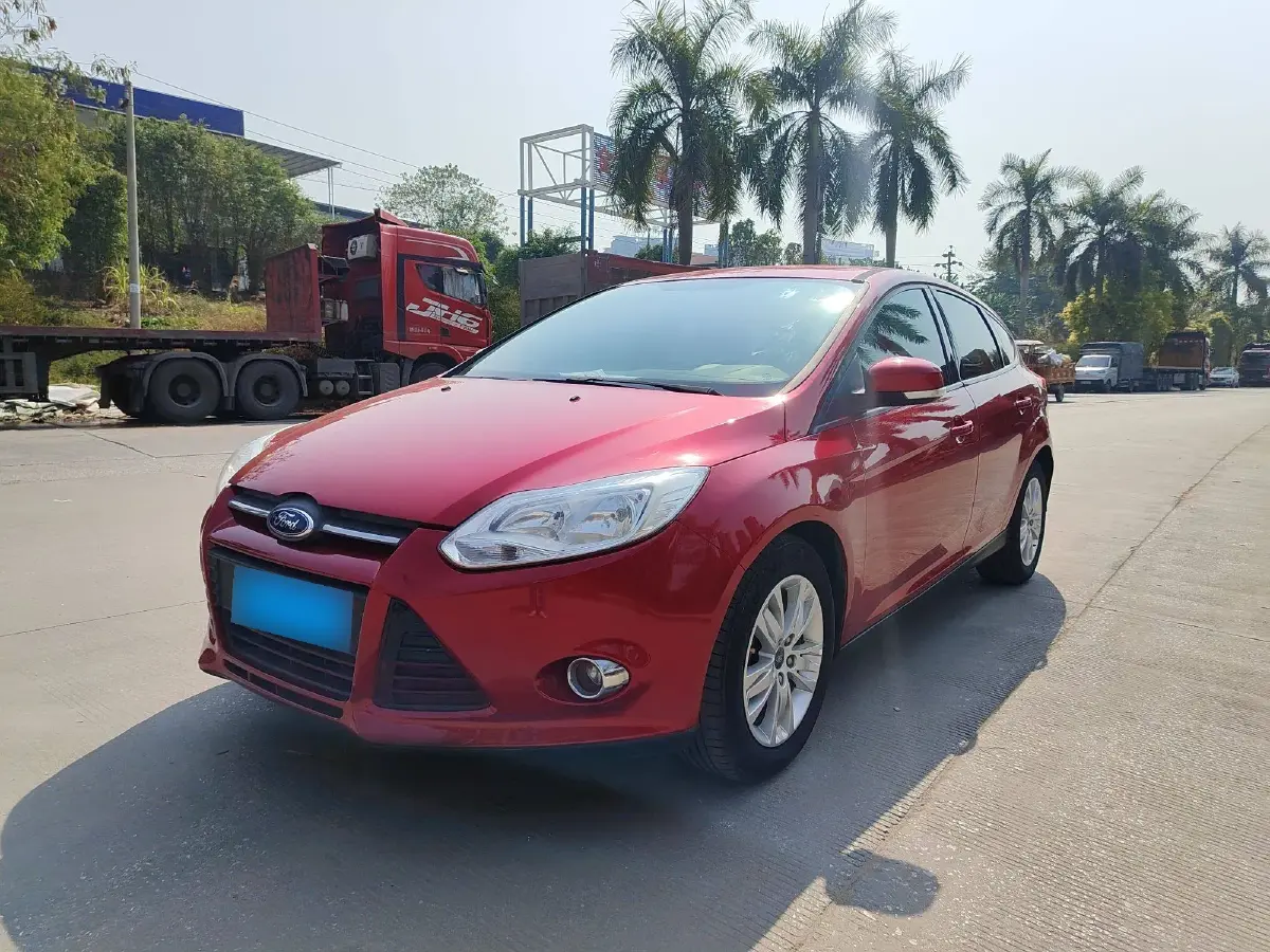 2012 Ford Focus 1.6L 125HP L4 6DCT