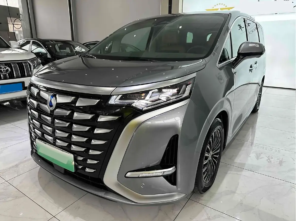 2022 Denza D9 1.5T 139HP L4 E-CVT PHEV 40.06KWH
