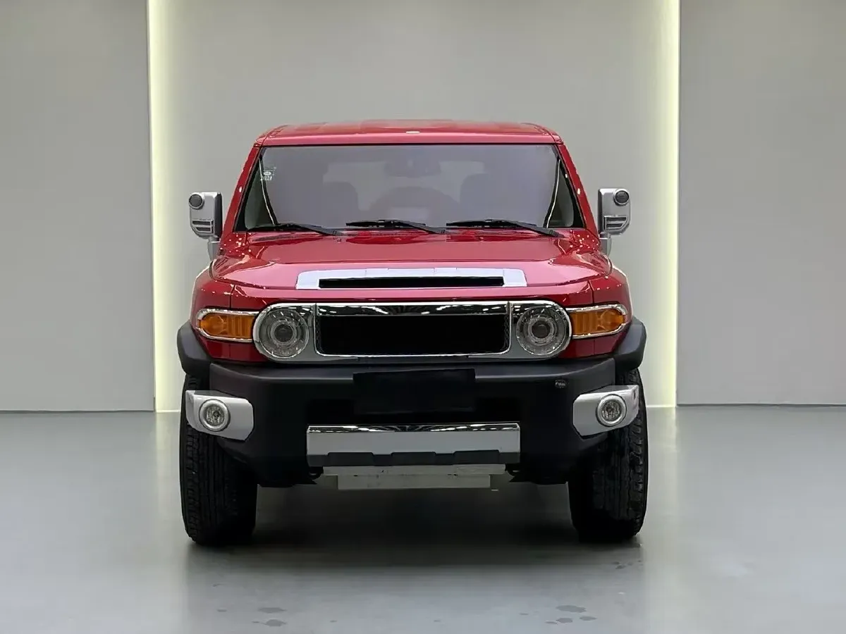 2013 Toyota FJ Cruiser 4.0L 272HP V6 5AT,autocango,china used car exporter,china ev exporter,chinese used car exporter,chinese used ev exporter