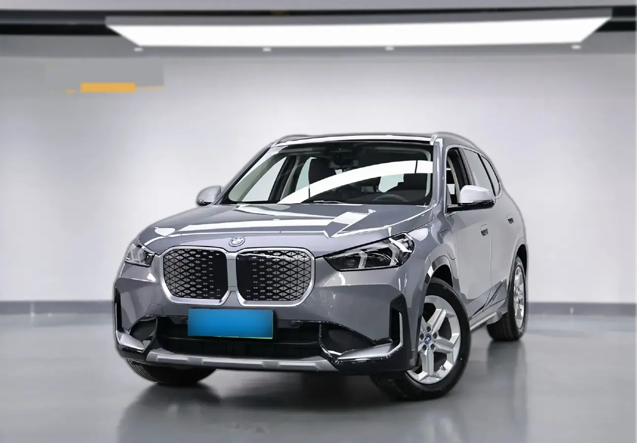 2023 BMW iX1 BEV