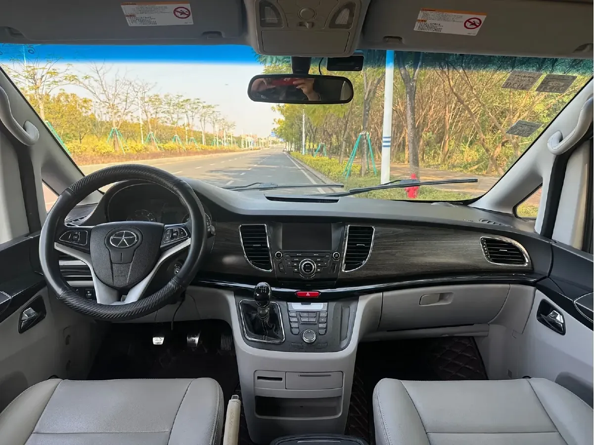 2013 JAC Refine M5 2.0T 177HP L4 6MT,autocango,china used car exporter,china ev exporter,chinese used car exporter,chinese used ev exporter