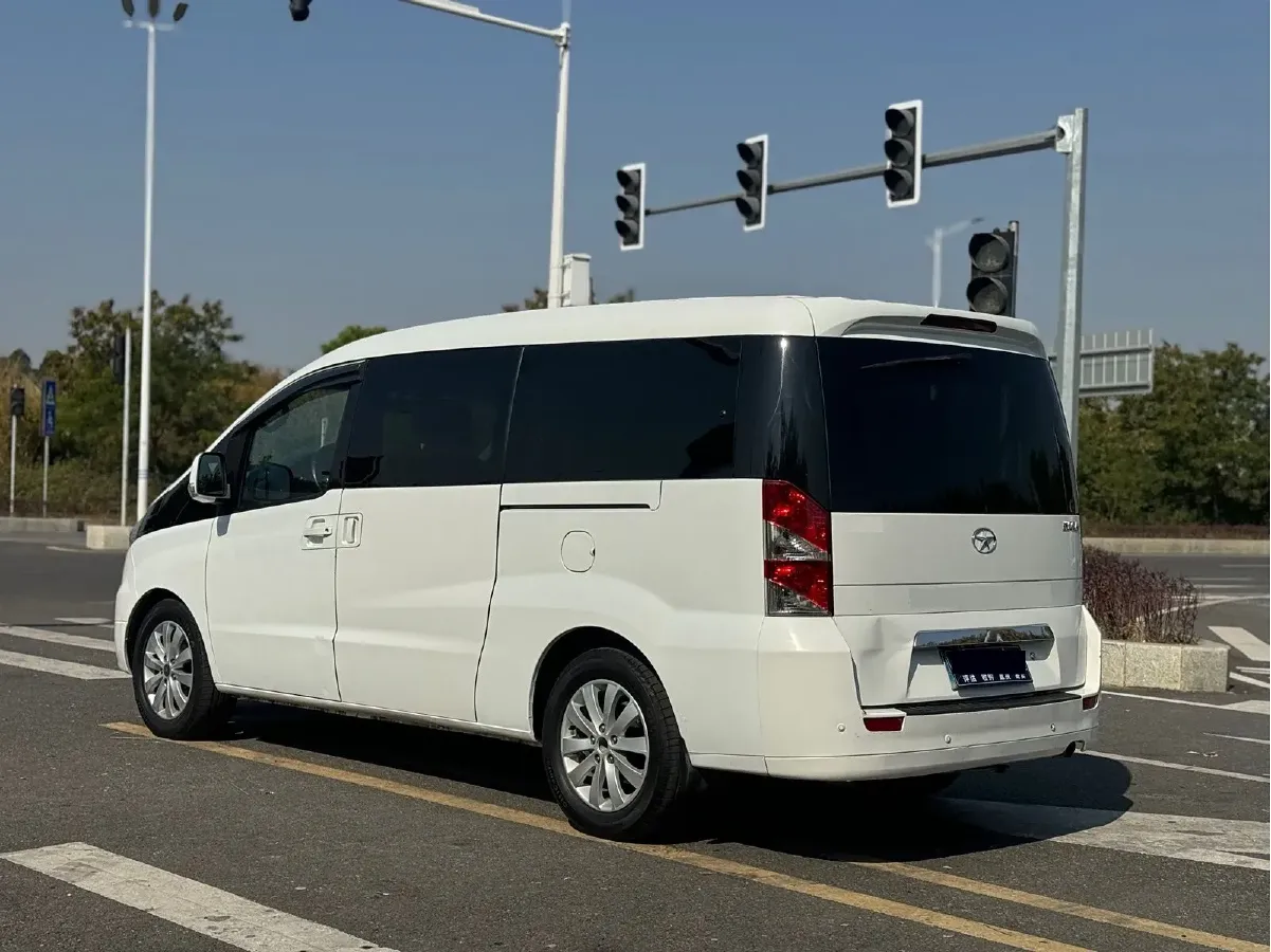 2013 JAC Refine M5 2.0T 177HP L4 6MT,autocango,china used car exporter,china ev exporter,chinese used car exporter,chinese used ev exporter