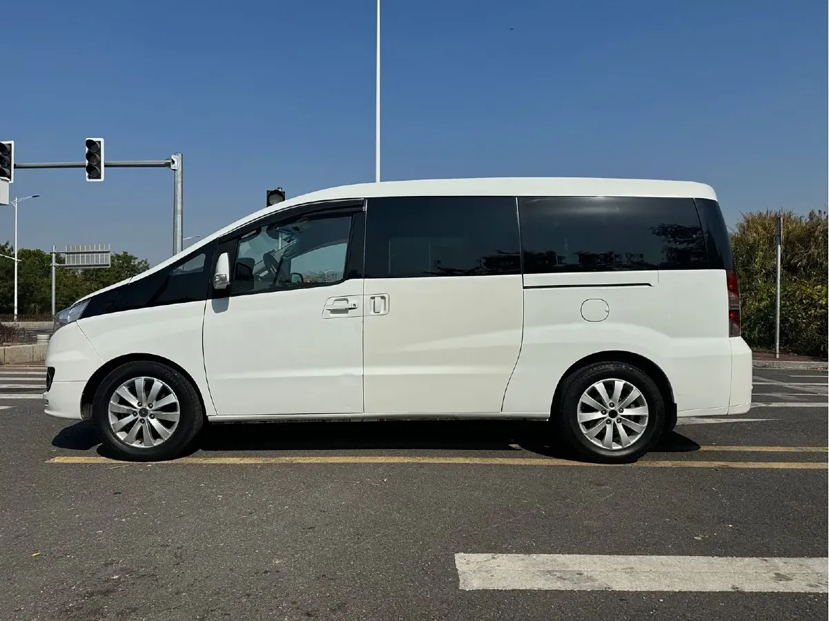 2013 JAC Refine M5 2.0T 177HP L4 6MT,autocango,china used car exporter,china ev exporter,chinese used car exporter,chinese used ev exporter