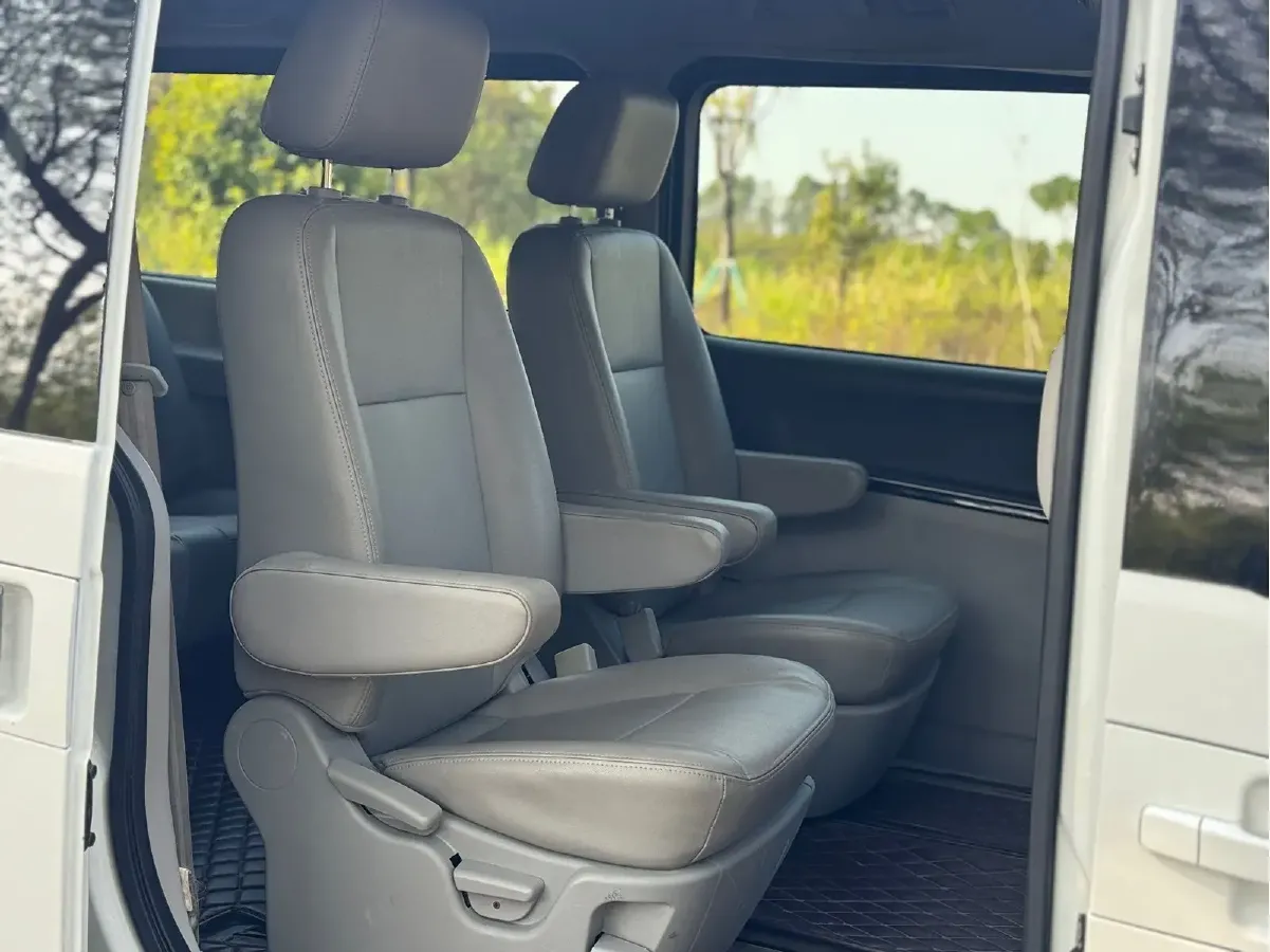 2013 JAC Refine M5 2.0T 177HP L4 6MT,autocango,china used car exporter,china ev exporter,chinese used car exporter,chinese used ev exporter