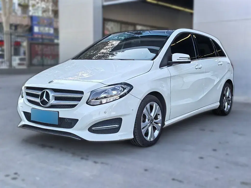 2017 Mercedes-Benz B Class 1.6T 156HP L4 7DCT