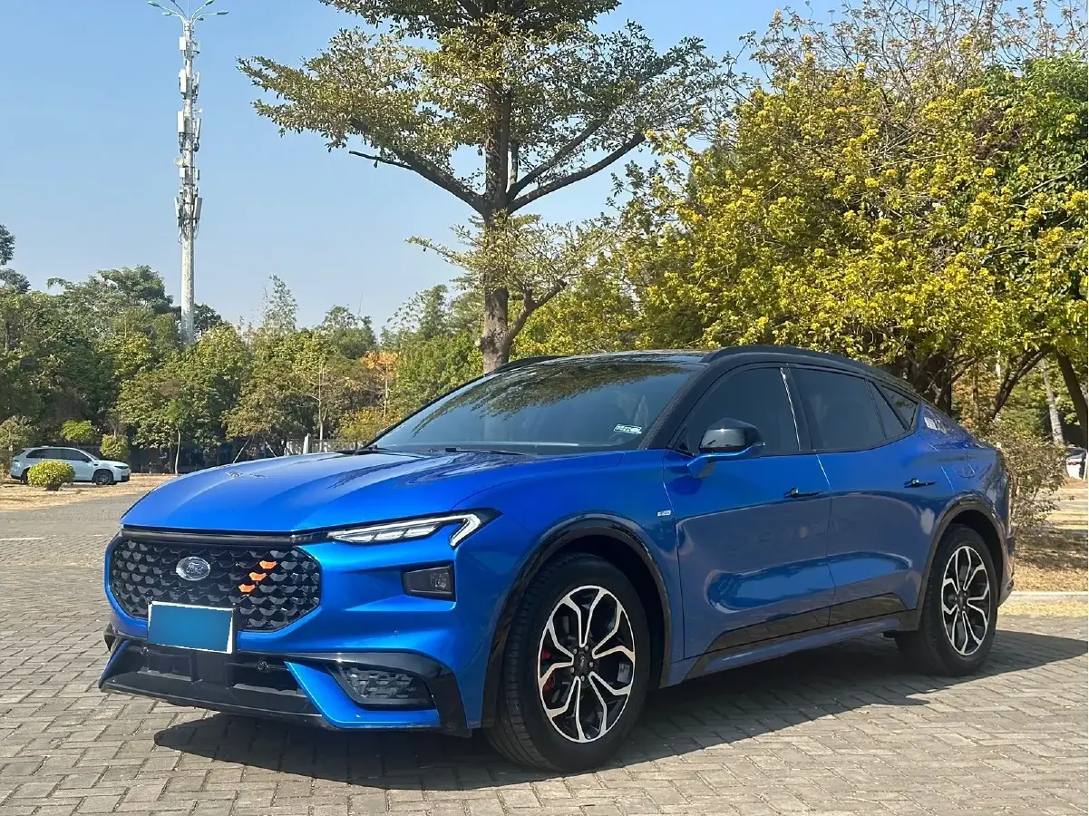 2022 Ford EVOS 2.0T 238HP L4 8AT