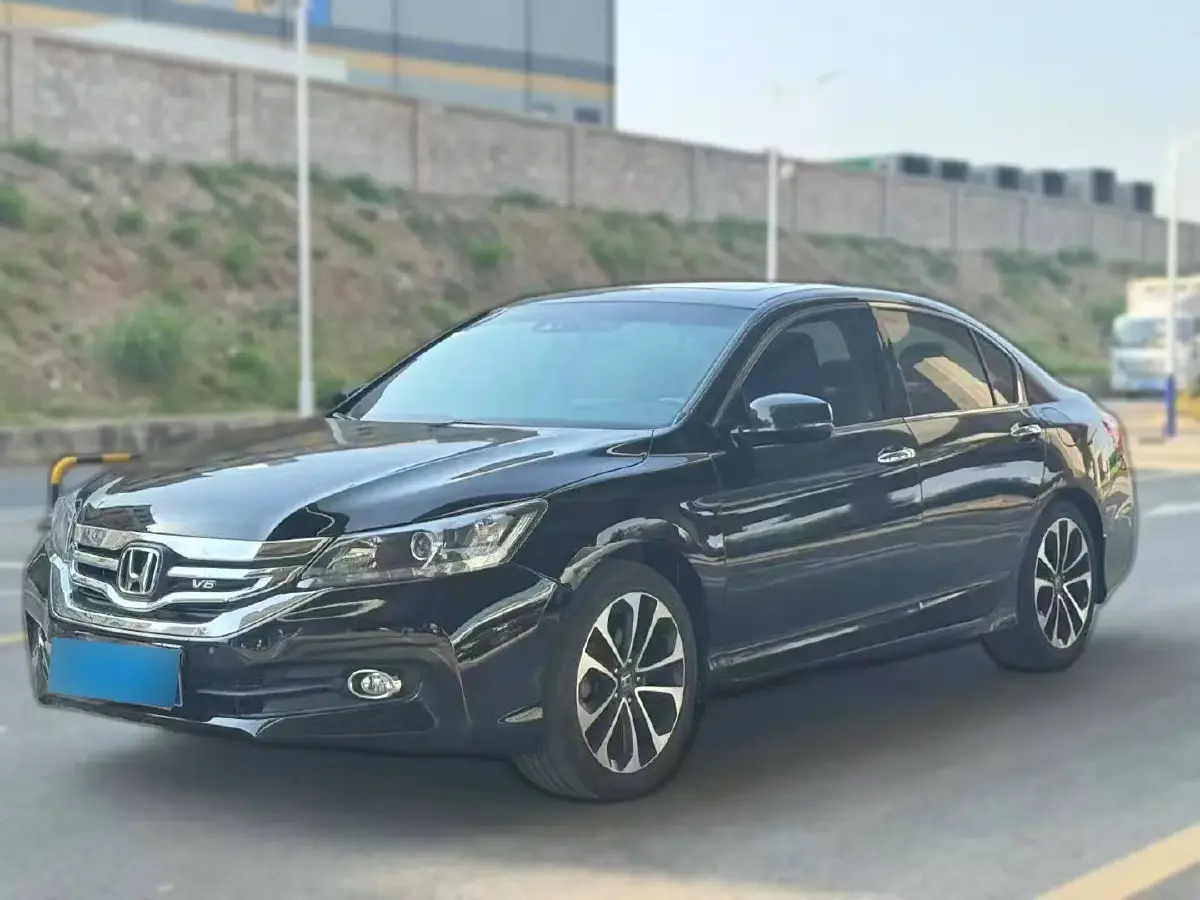 2015 Honda Accord 3.0L 261HP V6 6AT